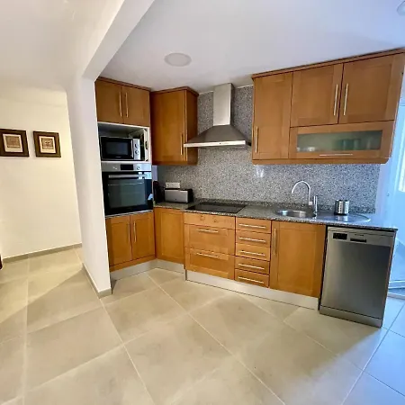 Piso En El Puerto De Con Balcon *